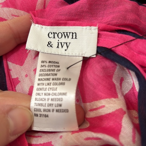 Crown & Ivy Pink and Navy Scarf - Picture 4 of 4